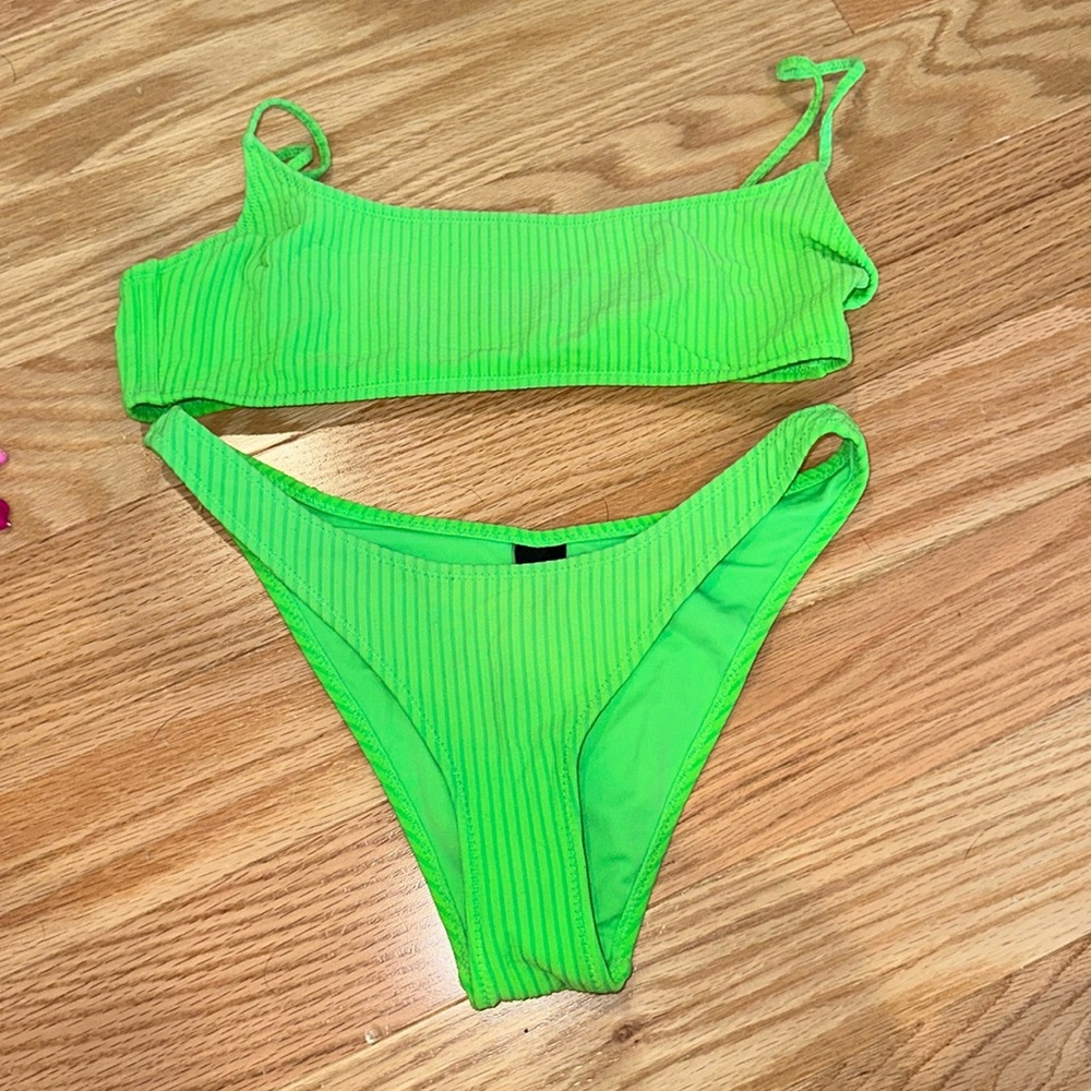 Triangl Bikini
